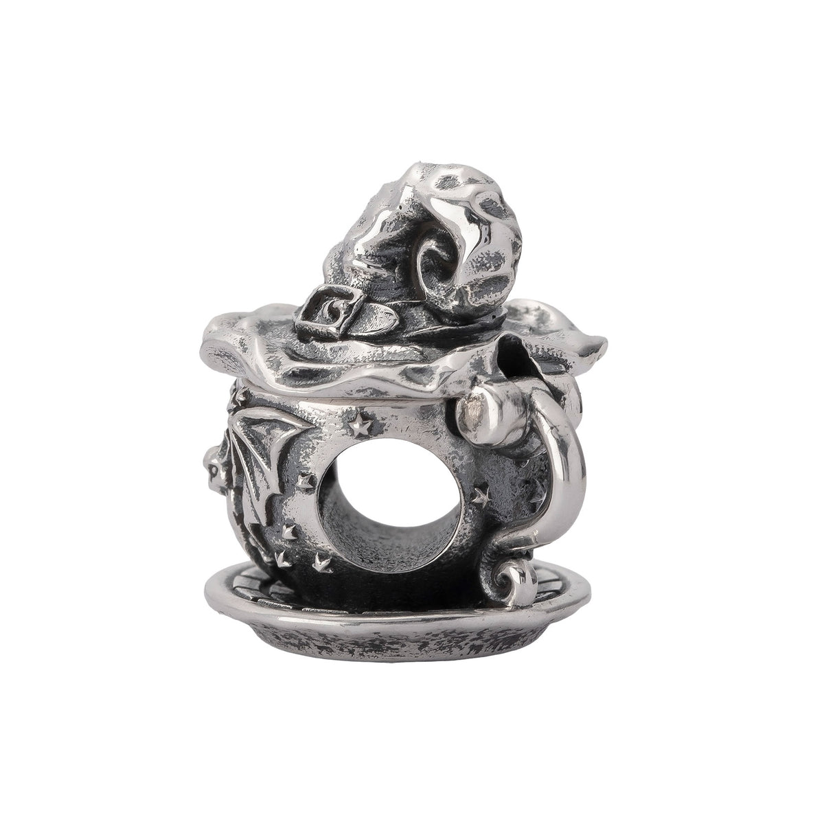 The Witch’s Teacup — 360° view 09 of 36