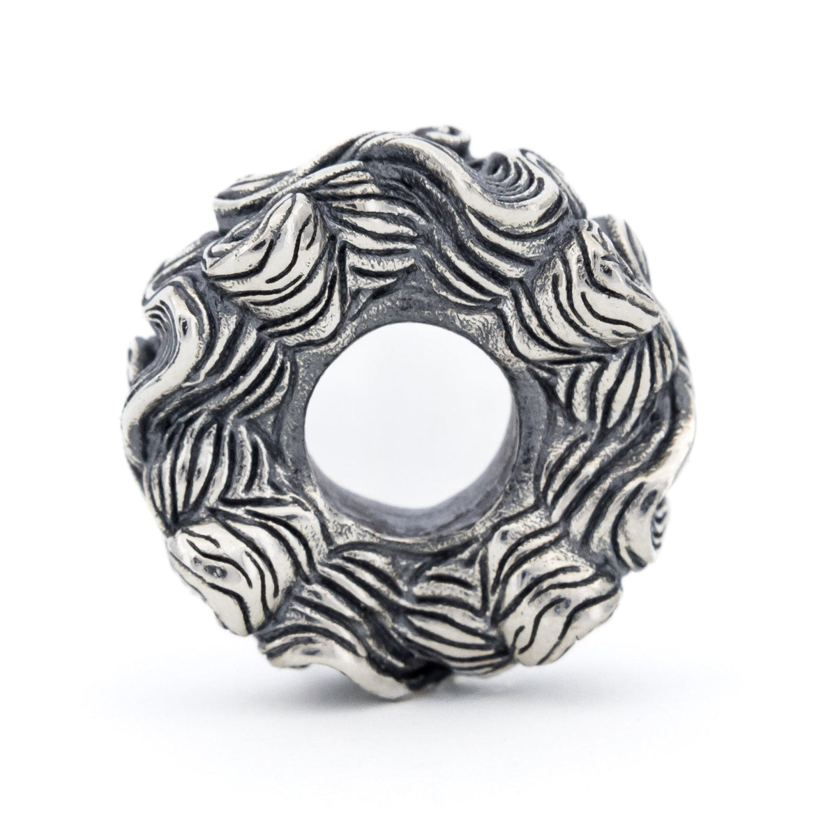 Waves Spacer