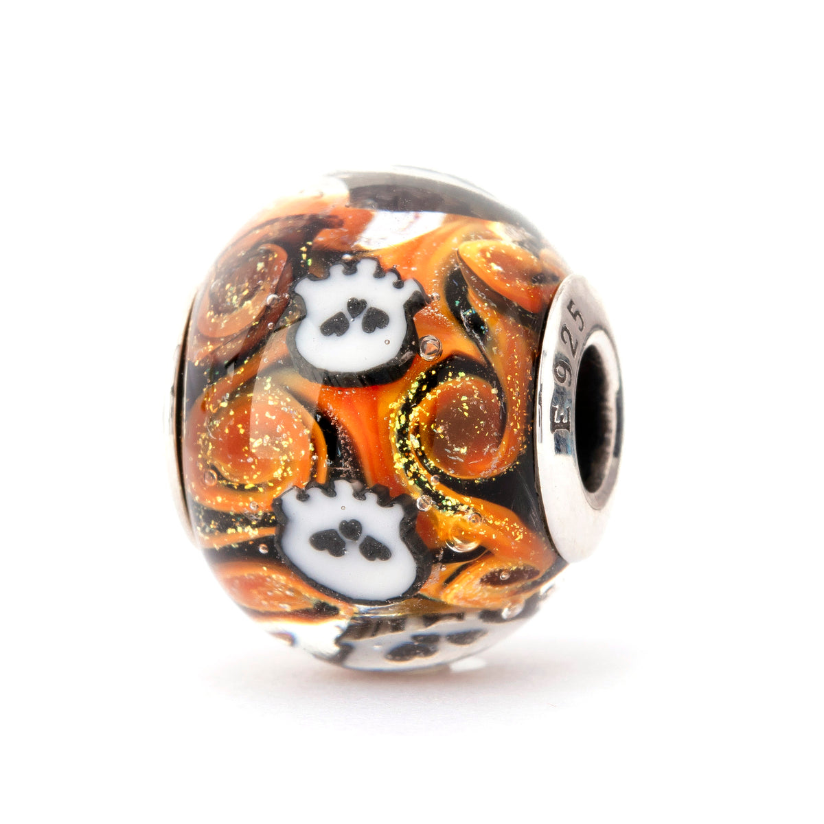Fire Skulls World — 360° view 21 of 36