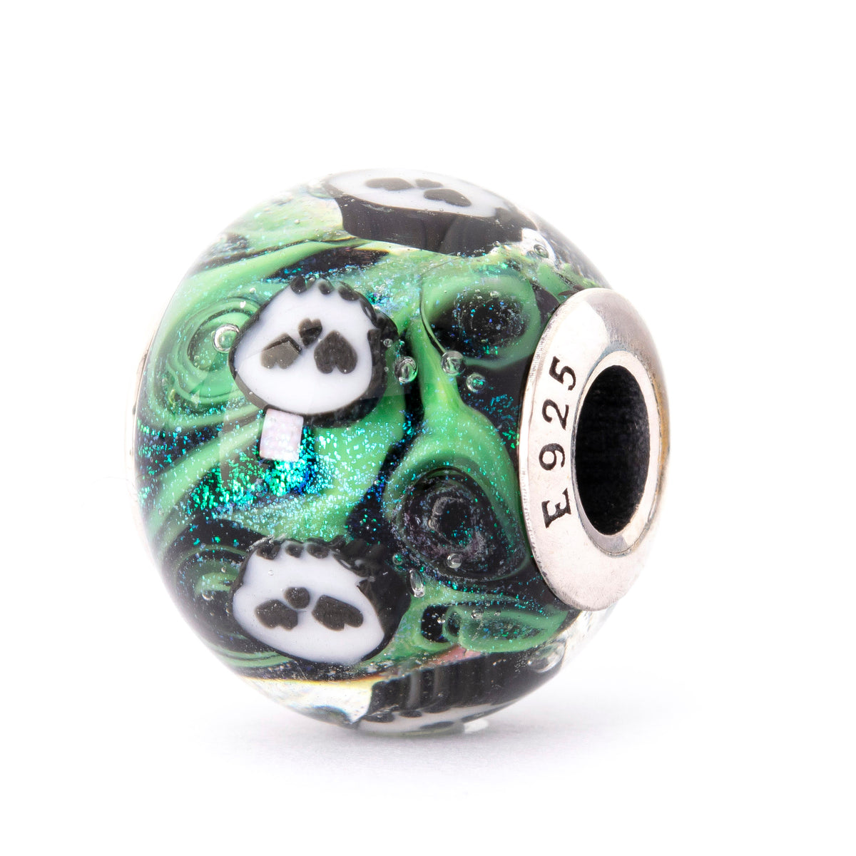 Ghostlight Skulls World — 360° view 22 of 36