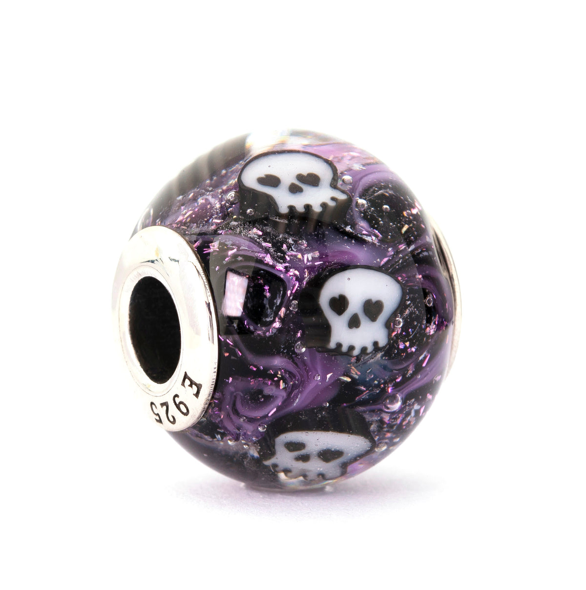 Midnight Skulls World — 360° view 34 of 36