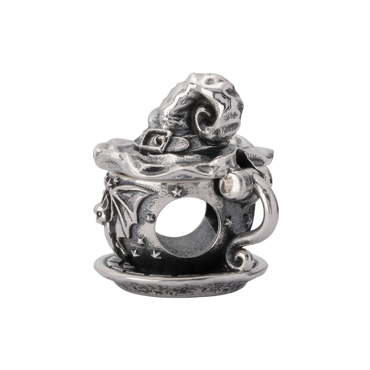The Witch’s Teacup — 360° view 08 of 36
